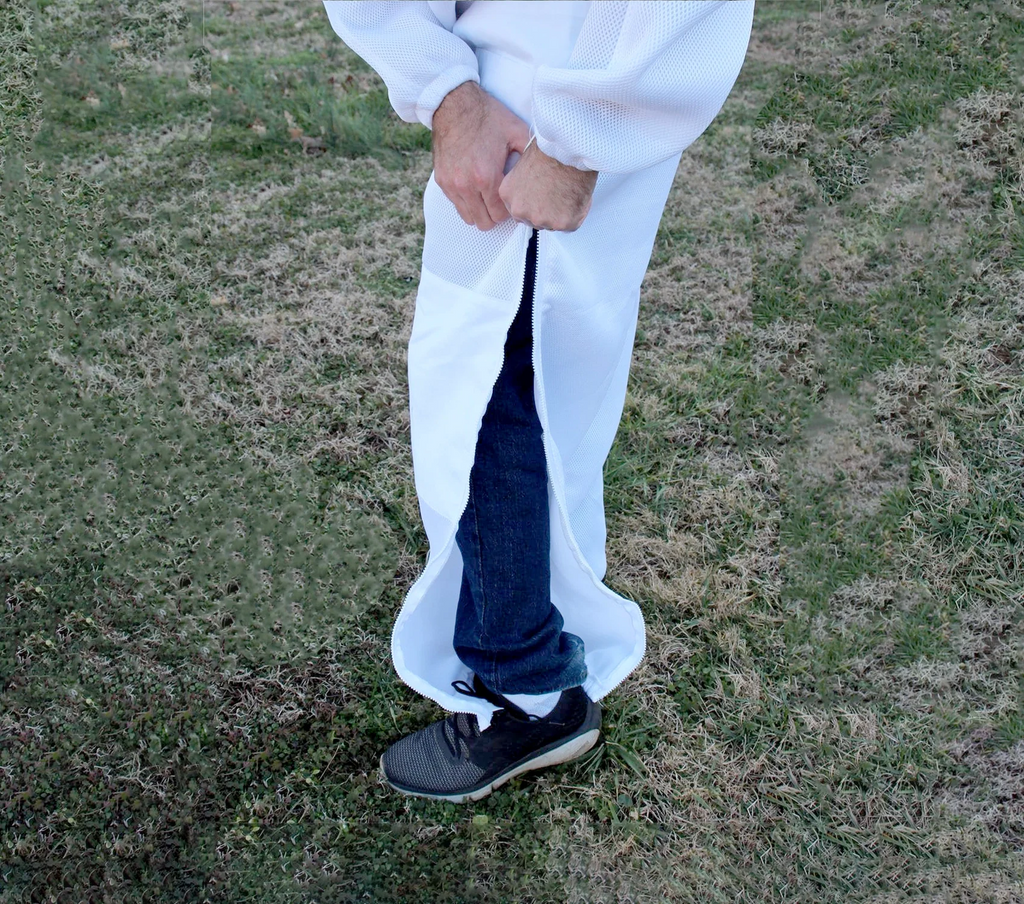Comfort Pro Ventilated Suit With Fencing and Round Veil